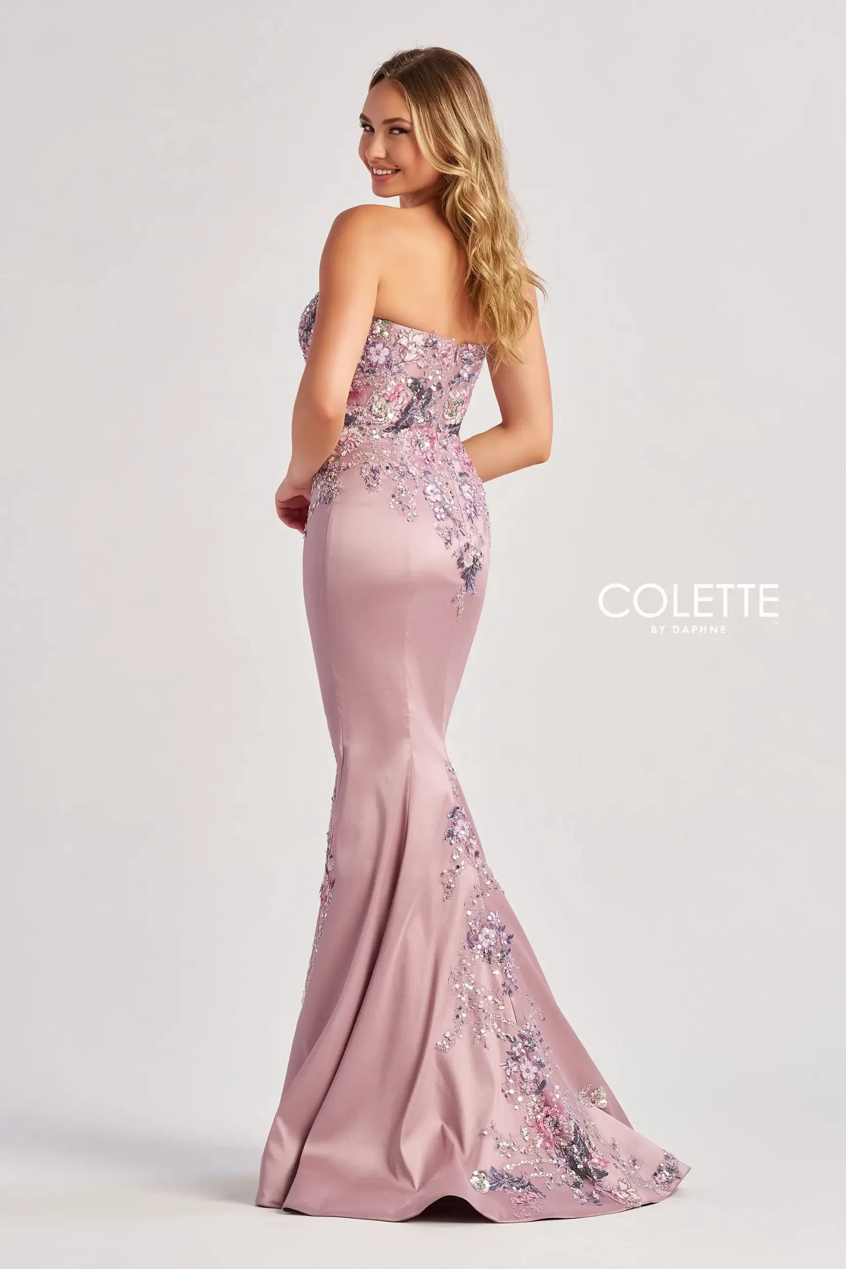 Picking the Perfect Prom Silhouettes