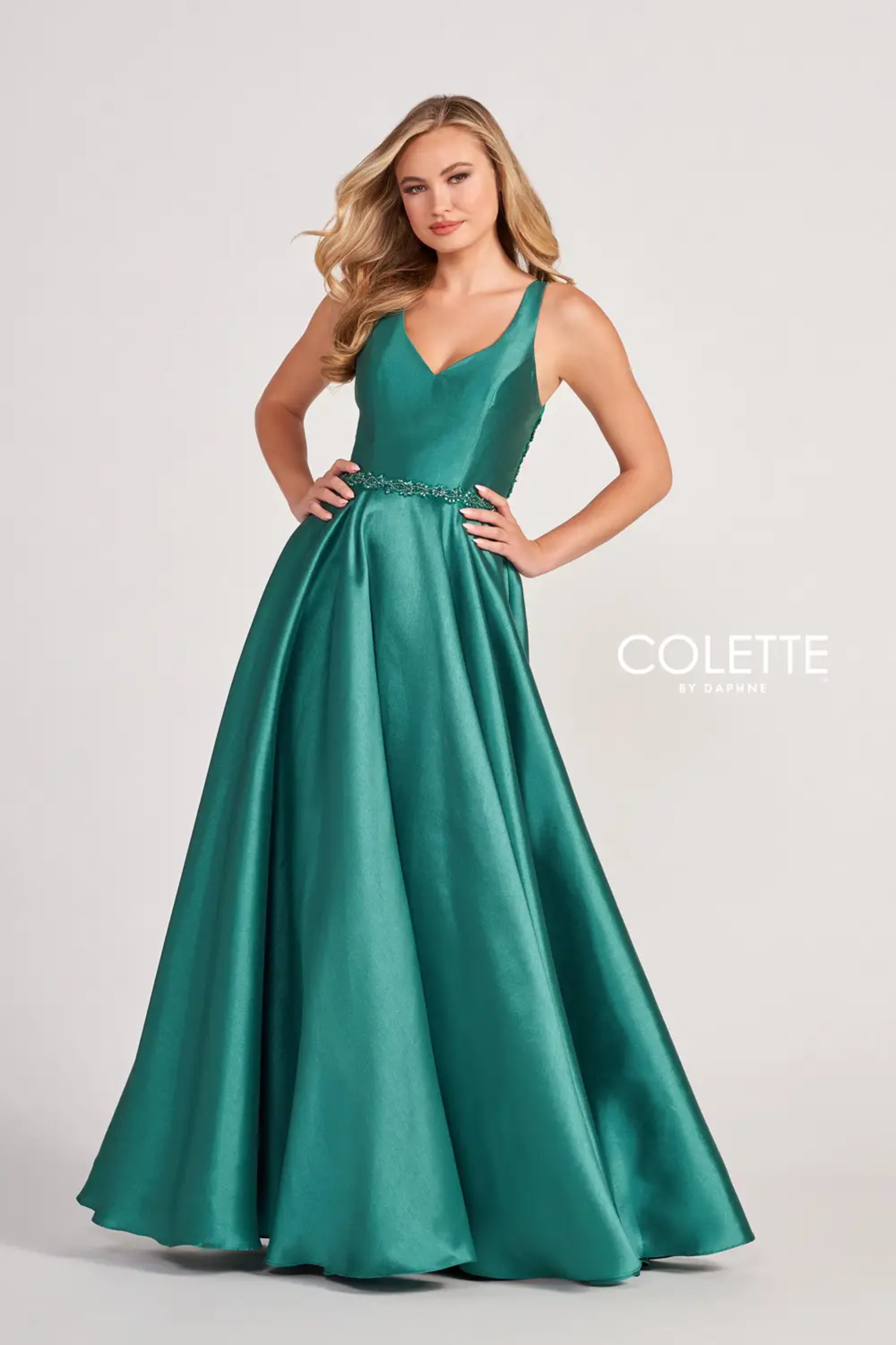 Full size Style CL2034 Colette by Daphne #3 Hunter picture