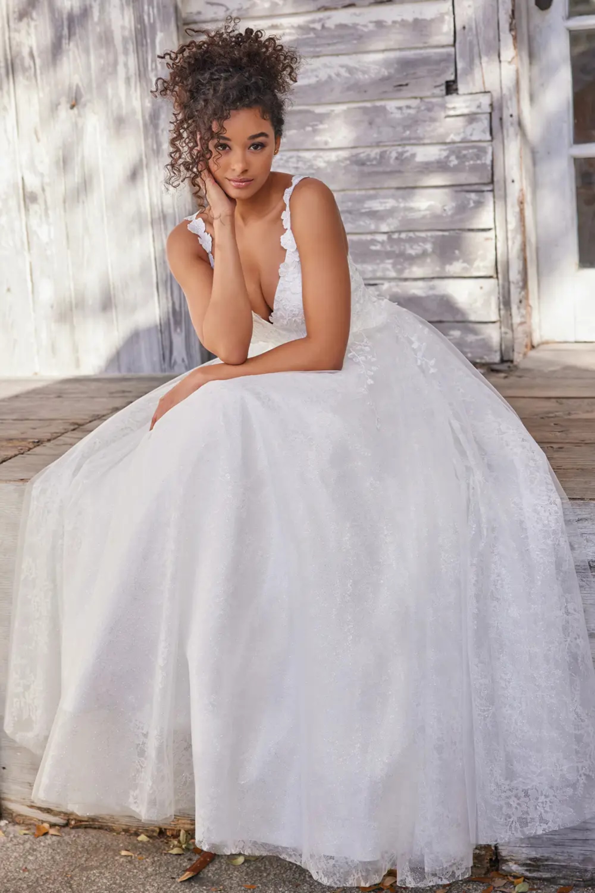 Full size Style CL5157 Colette by Daphne #$4 Diamond White picture
